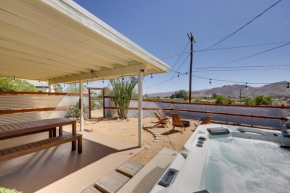 Chic Joshua Tree Retreat with Private Hot Tub!